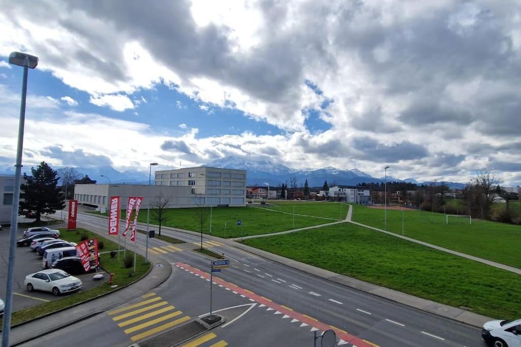 Visionary Hospitality Rothenburg, Lucerne - Premium Apartments With Free Parking, Washer, Kitchen, Terrace, 15' City Eksteriør billede